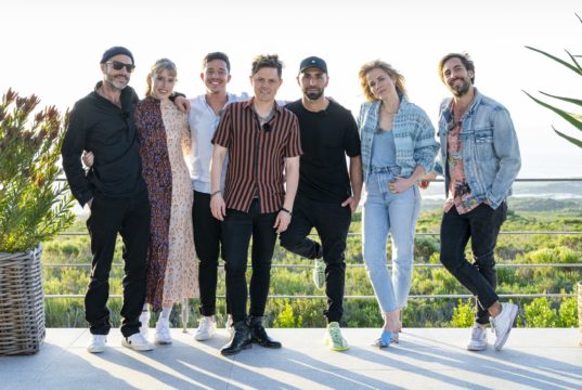 V.l.: Jan Plewka, LEA, Nico Santos, Michael Patrick Kelly, MoTrip, Ilse DeLange, Max Giesinger (Foto: TVNOW / Markus Hertrich)